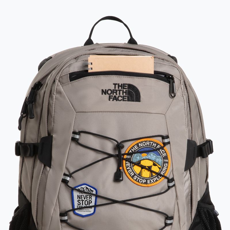 Mestský batoh The North Face Borealis Classic Patch 29 l tnf black/asphalt grey/patch 5