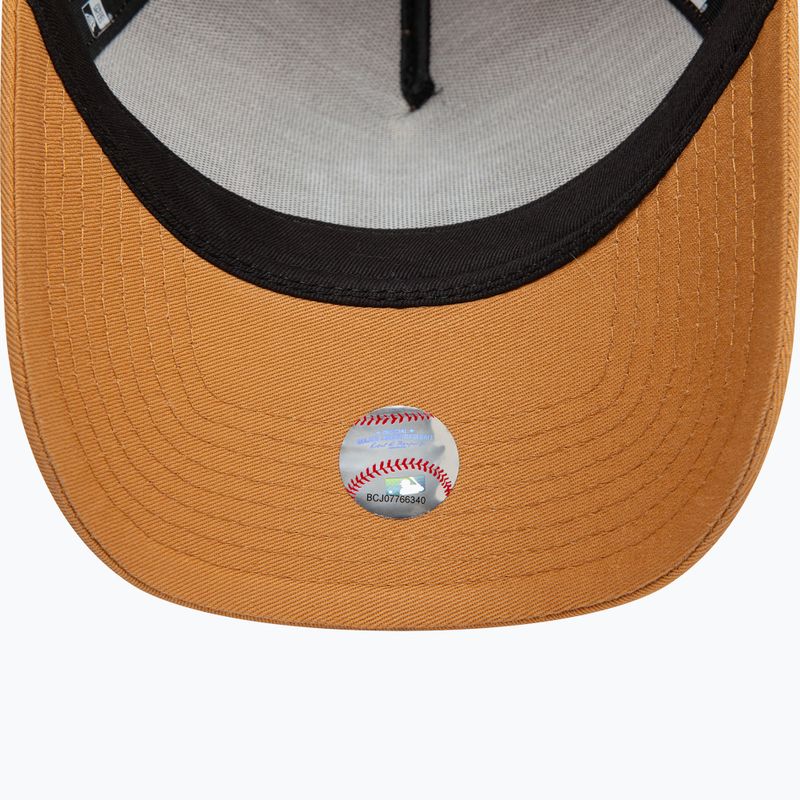 Šiltovka New Era League Essential Trucker New York Yankees dark beige 5