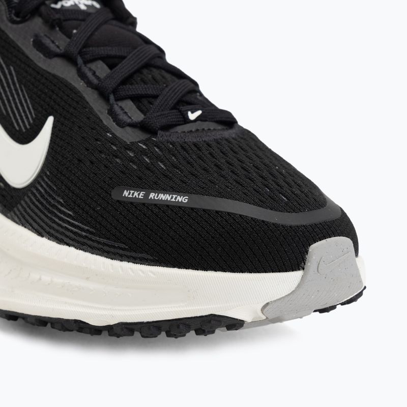 Bežecké topánky Nike Vomero 18 black/coconut milk/iron ore/summit white 7