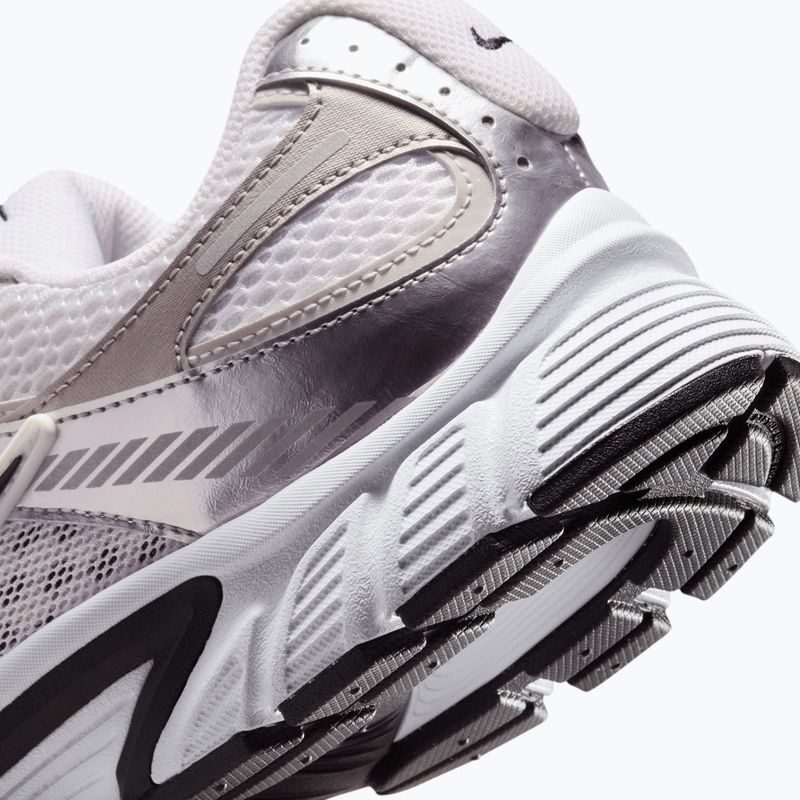 Pánske topánky Nike V5 RNR white/vast grey/college grey/black 4