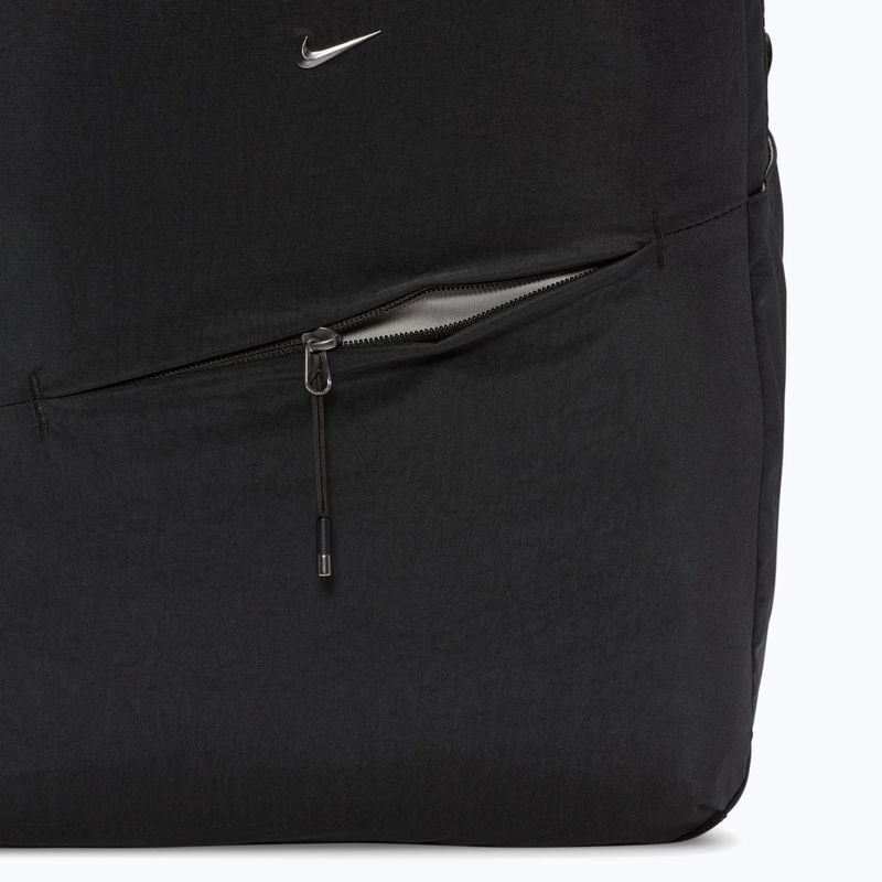 Mestský batoh Nike Aura 24 l black/black/gunmetal 6