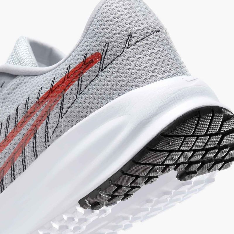 Pánske bežecké topánky Nike Run Defy wolf grey / bright crimson / black / white 9