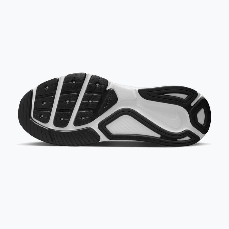 Dámske bežecké topánky Nike Structure 26 black/cool grey/metallic silver/white 12