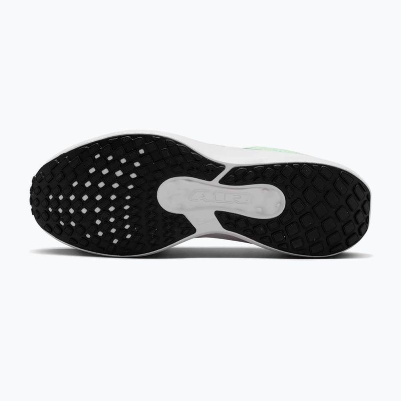 Pánske bežecké topánky Nike Winflo 11 barely green / black / green strike 5