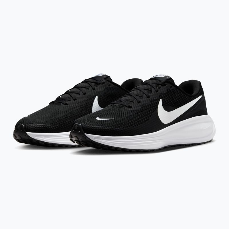 Pánska bežecká obuv Nike Revolution 8 Extra Wide black/black/white 3