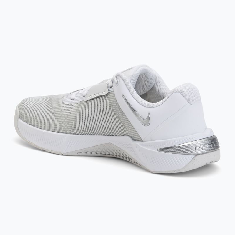 Dámska tréningová obuv Nike Metcon 10 white/platinum tint/metallic silver 3