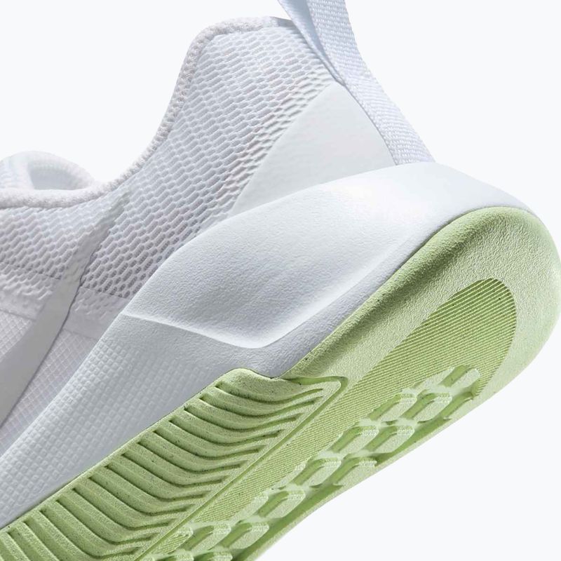 Dámske tréningové topánky Nike MC Trainer 3 white/metallic silver/barely volt 9