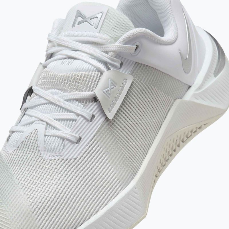 Dámske topánky na vzpieranie Nike Metcon 10 white/platinum tint/metallic silver 15