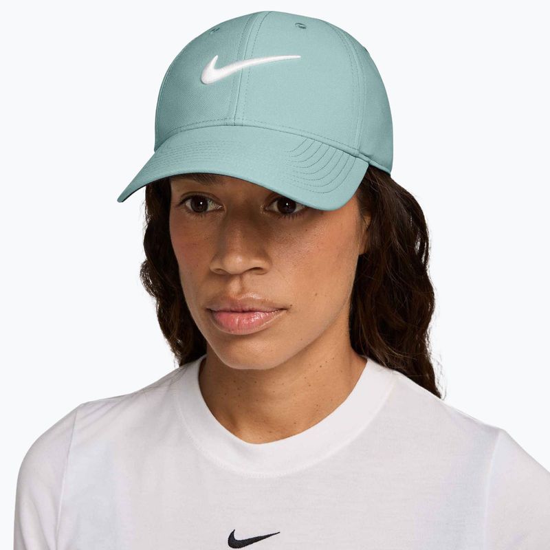 Šiltkovka  Nike Dri-FIT Club cannon/white