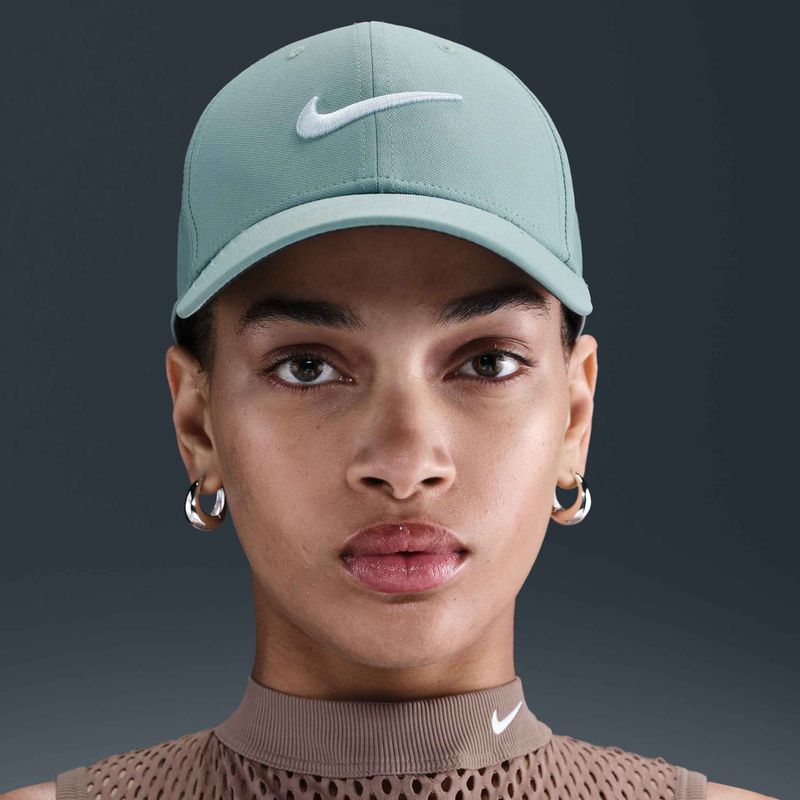 Šiltkovka  Nike Dri-FIT Club cannon/white 5