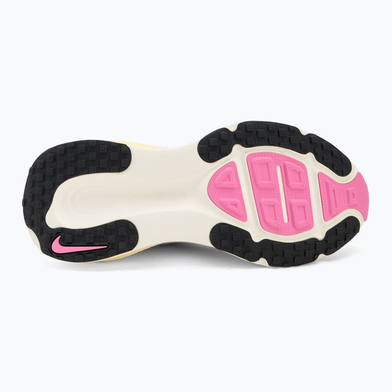 Dámske bežecké topánky Nike Vomero 18 barely grey/pale ivory/cannon/playful pink 4