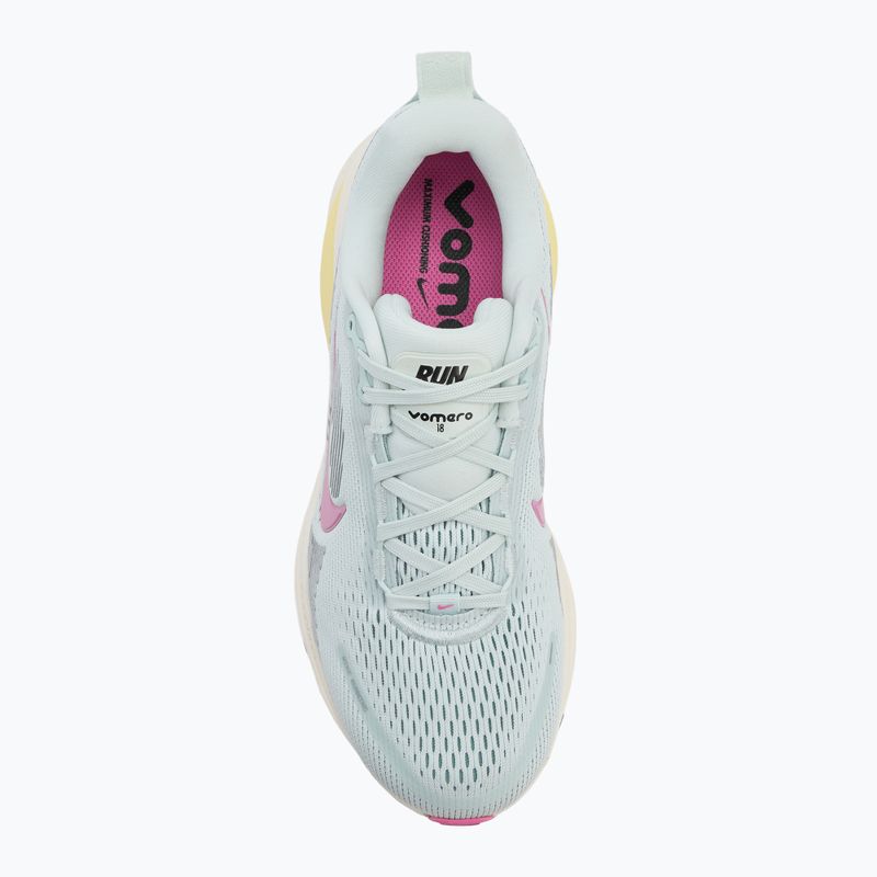Dámske bežecké topánky Nike Vomero 18 barely grey/pale ivory/cannon/playful pink 5