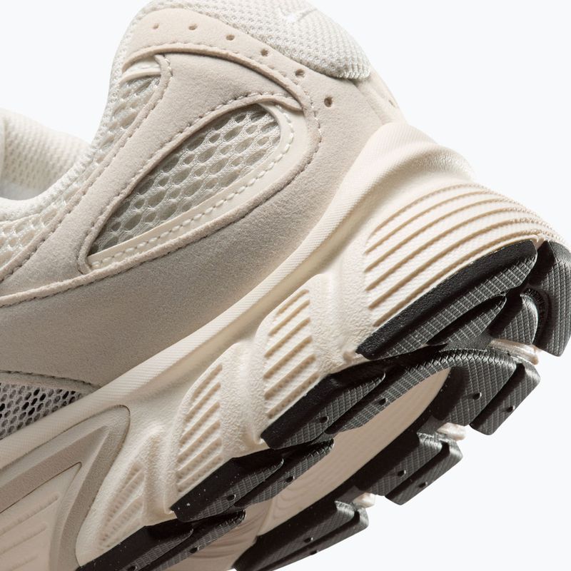 Dámske topánky Nike V5 RNR light orewood brown/black/pale ivory 10