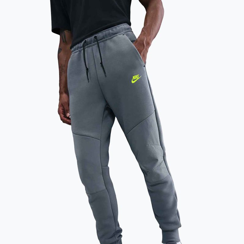 Nohavice pánske Nike Tech Joggers cool grey/cool grey/volt 3