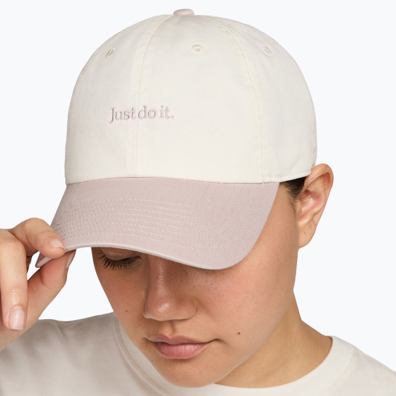 Šiltovka Nike Club Unstructured JDI sail/particle rose/particle rose 8