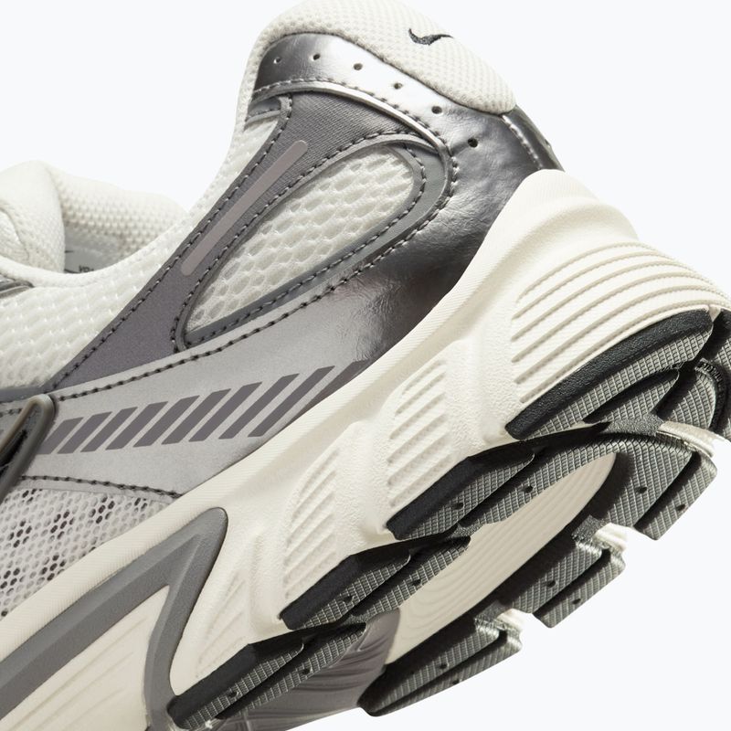 Pánske topánky Nike V5 RNR phantom/pencil point/black 8