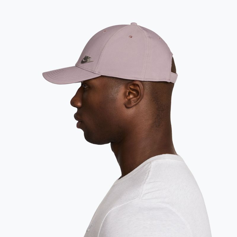 Šiltovka Nike Dri-Fit Club light violet ore/metallic silver 3