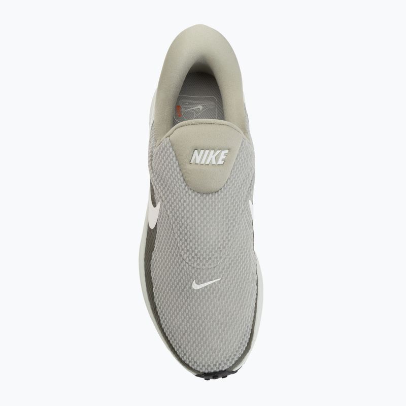Pánske bežecké tenisky Nike Revolution 8 EasyOn spruce fog/cargo khaki/spruce aura/sail 5