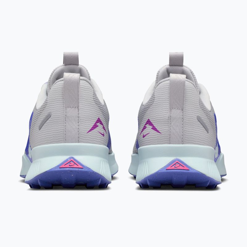 Dámske bežecké topánky Nike Juniper Trail 3 grey fog/sapphire/glacier blue 4