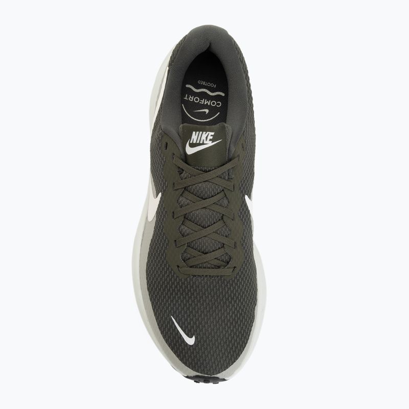 Pánske bežecké topánky Nike Revolution 8 cargo khaki/spruce aura/spruce fog/sail 5