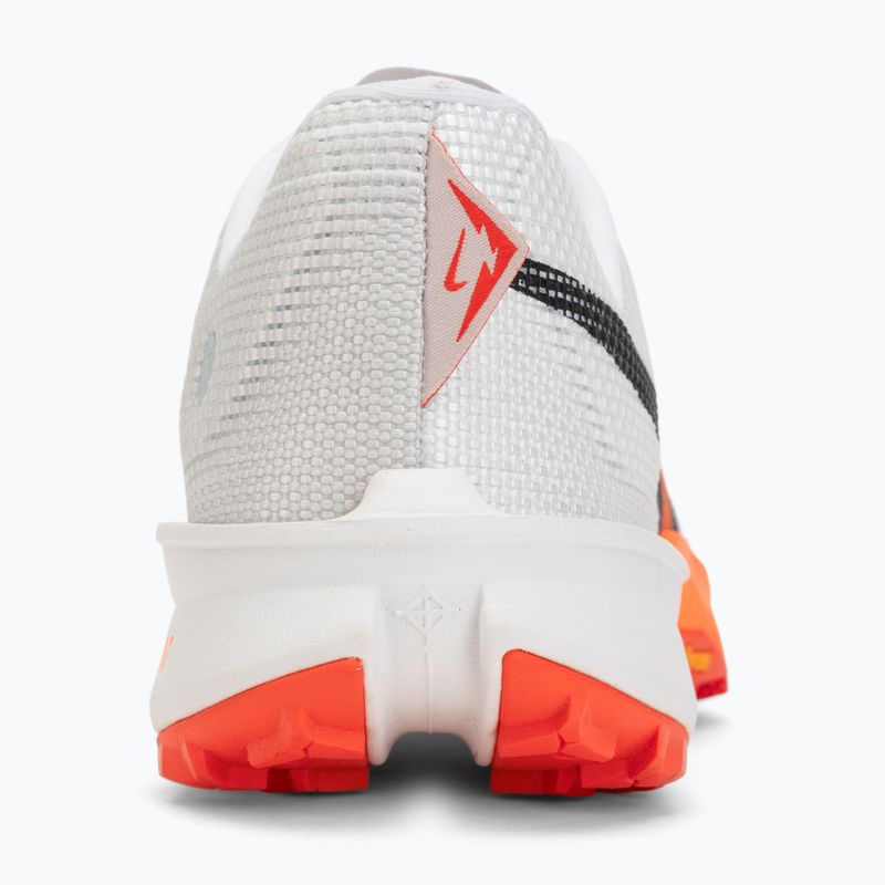 Pánske bežecké topánky Nike Kiger 10 white/photon dust/total orange/black 6