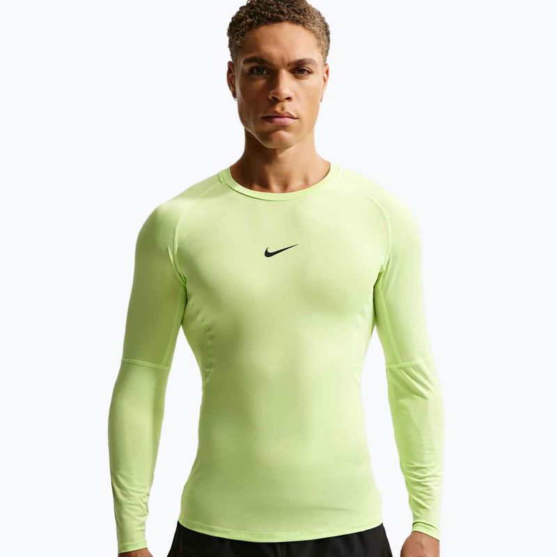 Pánske tréningové tričko s dlhým rukávom Nike Pro Dri-Fit Tight Fitness light liquid lime/black 4