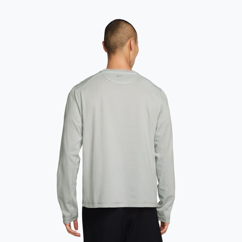 Pánske tričko longsleeve Nike Primary Athletic Club Dri-Fit grey fog/light smoke grey 2