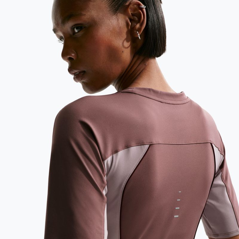 Dámske bežecké tričko Nike Swift Dri-Fit tattoo/light violet ore 5