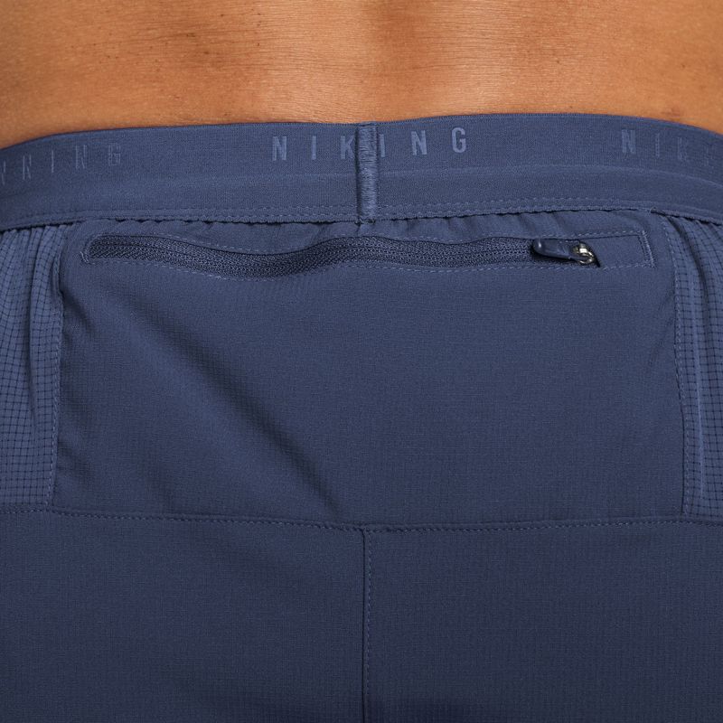 Pánske šortky Nike Stride Dri-Fit s podšívkou 5" 4