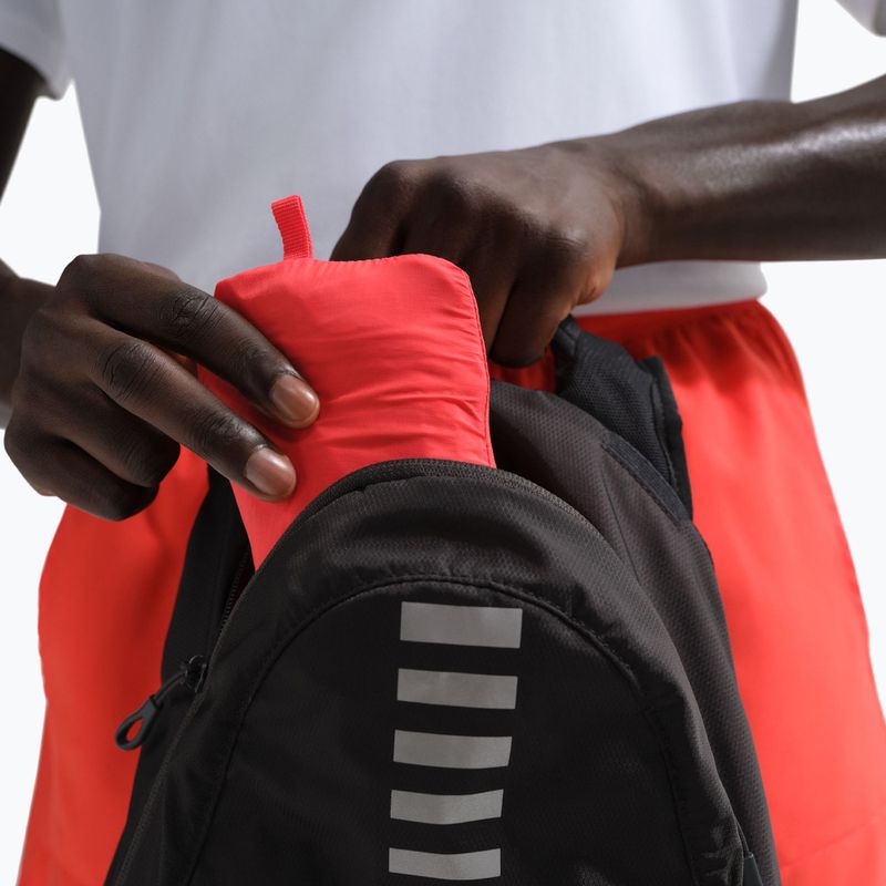 Pánska bežecká bunda Nike Stride Repel UV team crimson/light crimson 7