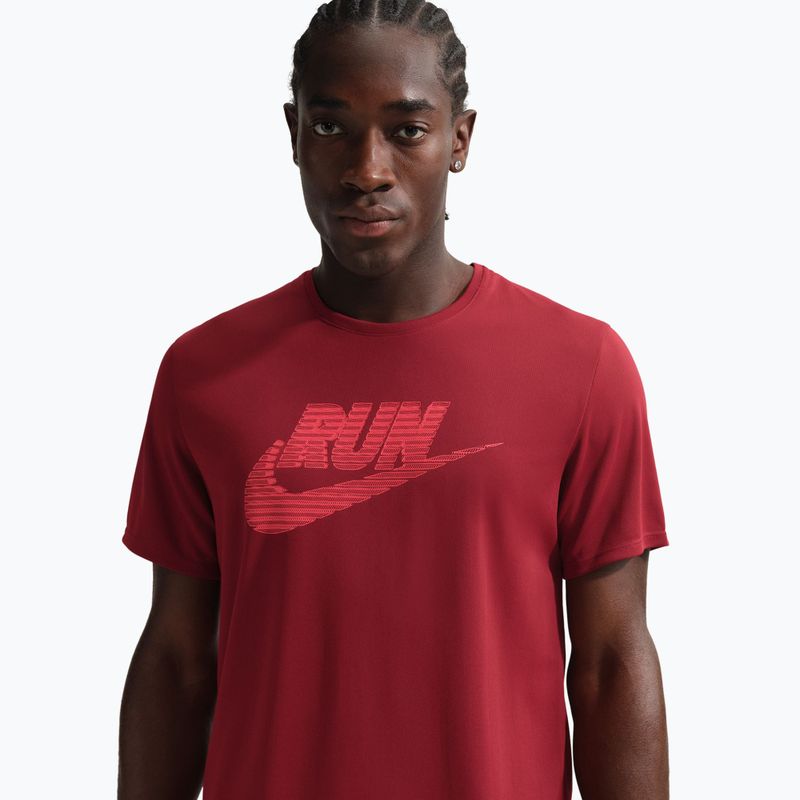 Pánske bežecké tričko Nike Miler Dri-Fit UV team crimson/light crimson