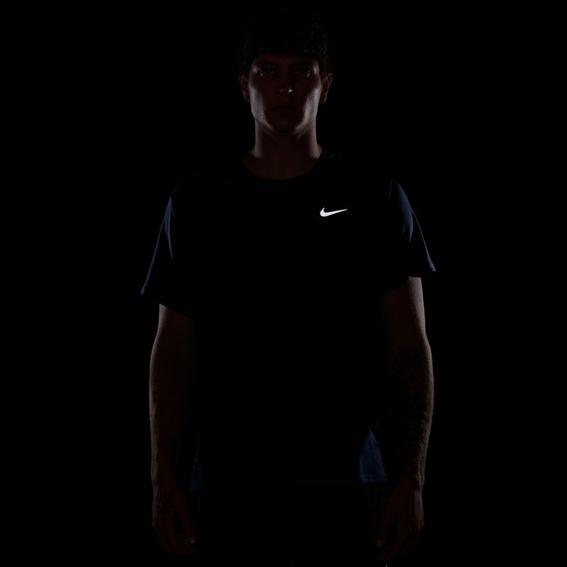Pánske bežecké tričko Nike Miler Dri-Fit UV midnight navy 7