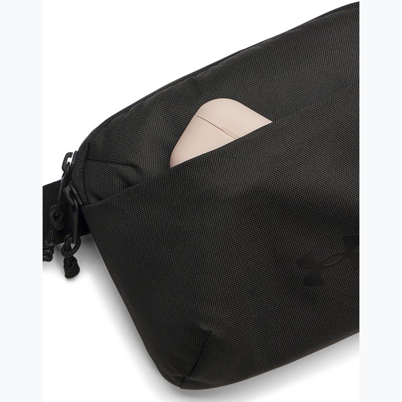 Ľadvinka Under Armour Essential XB black/black/black 3