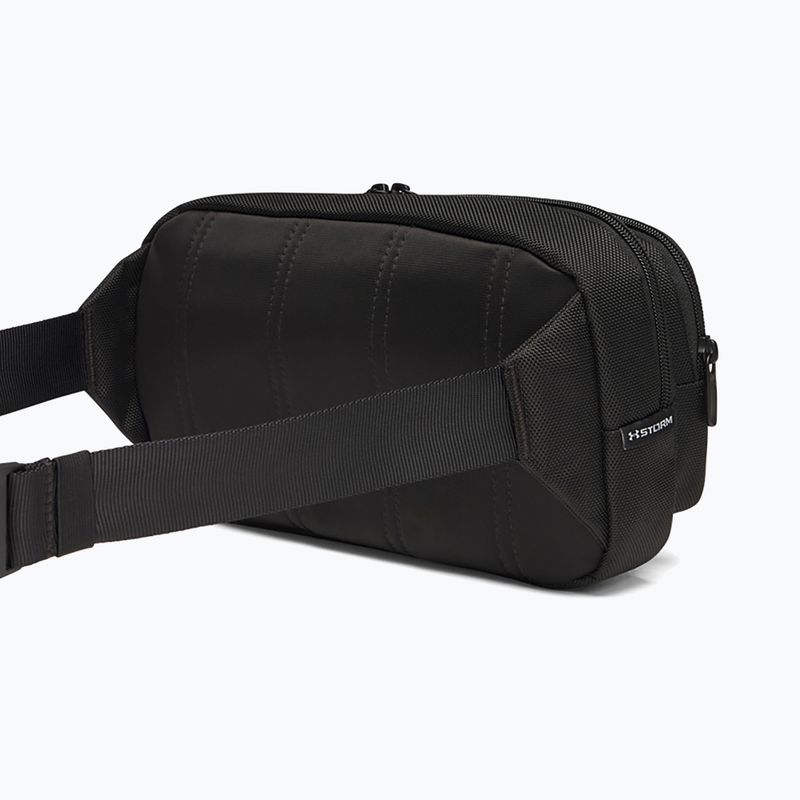 Ľadvinka Under Armour Triumph Crossbody black/halo gray 2