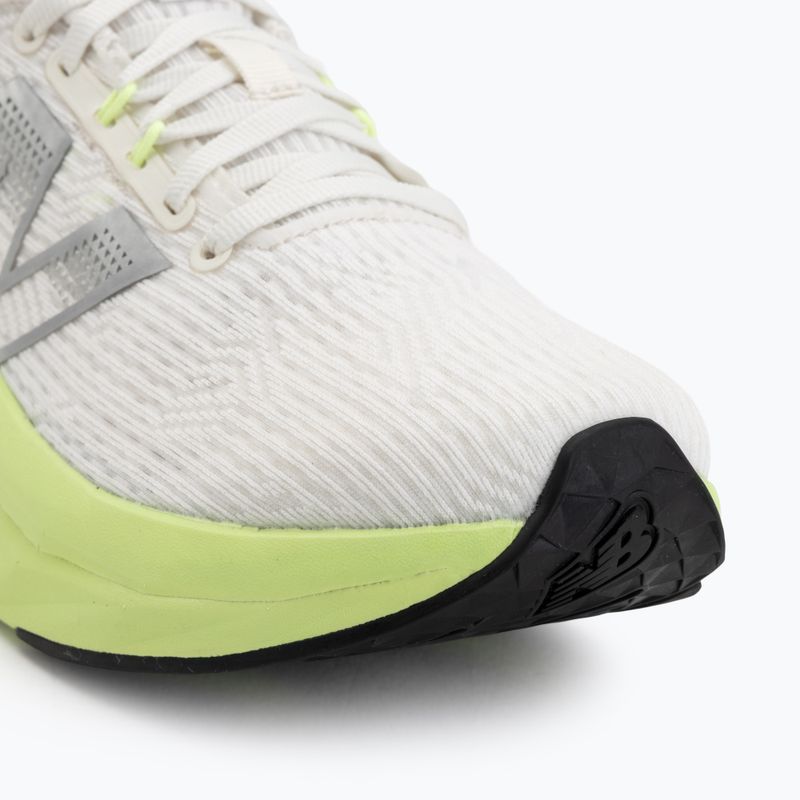 Dámske bežecké topánky  New Balance FuelCell Propel V5 sea salt/afterglow 7