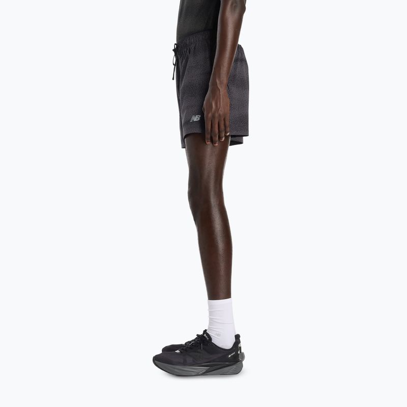 Pánske bežecké šortky New Balance RC Printed 5" black/grey 4