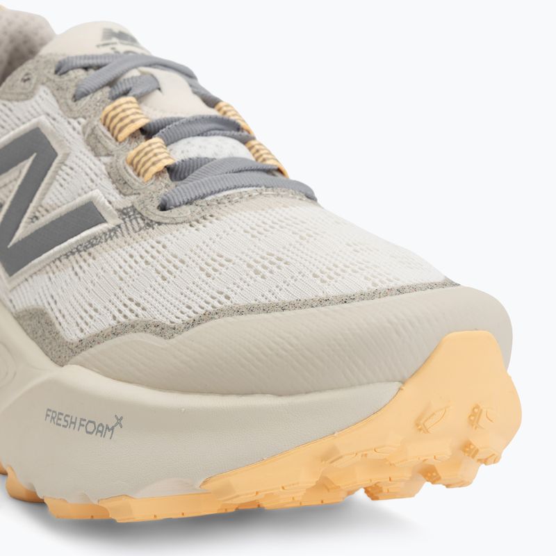 Dámska bežecká obuv New Balance Fresh Foam X Hierro V9 sea salt/white peach 7