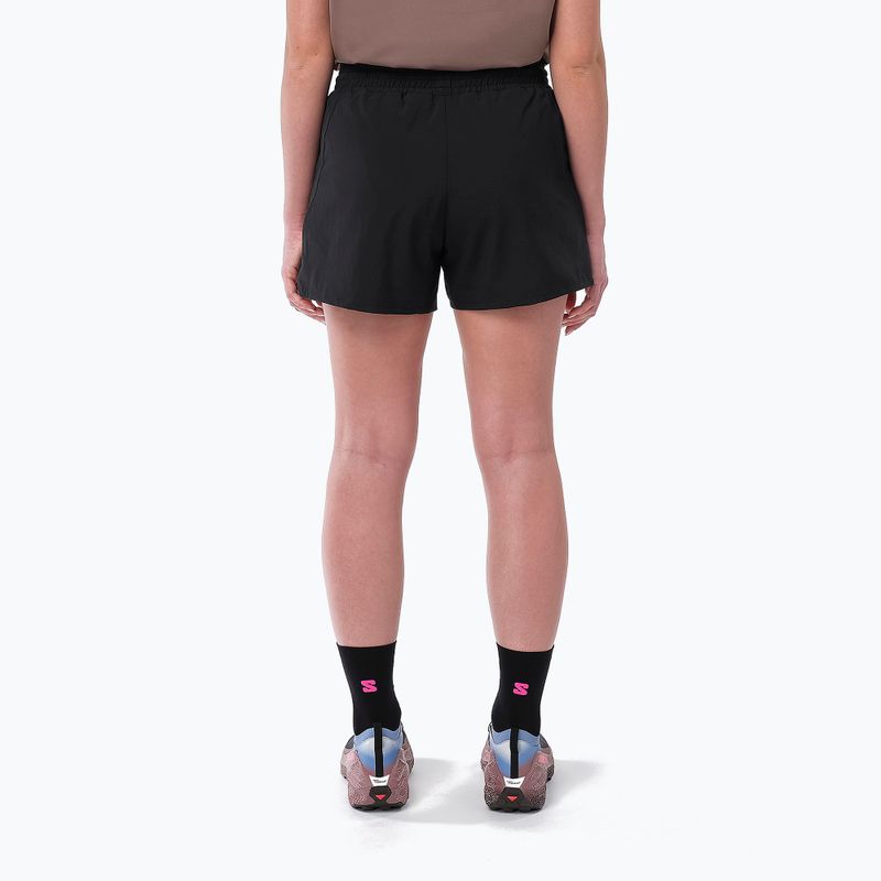 Dámske bežecké šortky Salomon SHKout Courtney 4" deep black 2