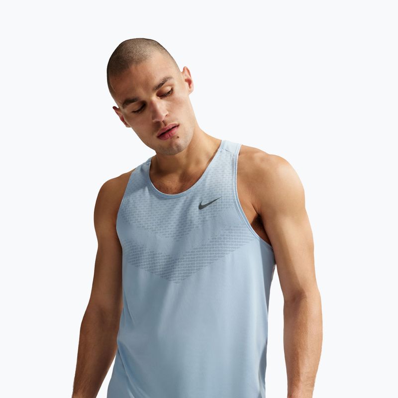 Pánske bežecké tričko Nike Stride Dri-Fit ADV light armory blue 4