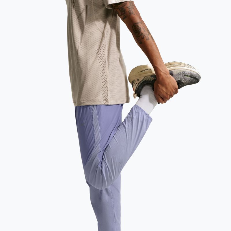 Pánske bežecké nohavice Nike Stride Repel Woven iron purple/indigo haze 6