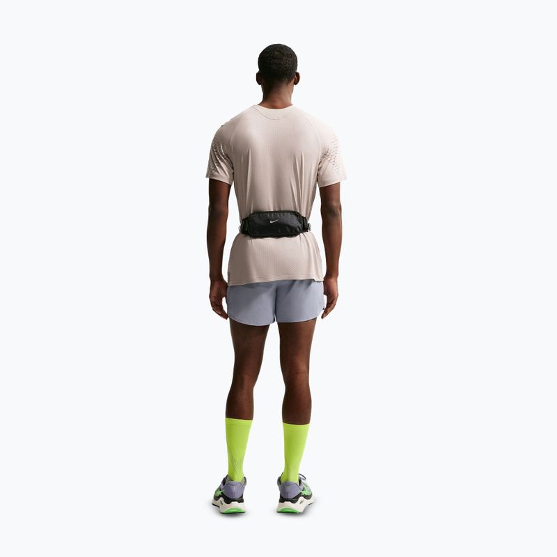Pánske bežecké tričko Nike Stride Dri-Fit ADV cream light/mink brown 4