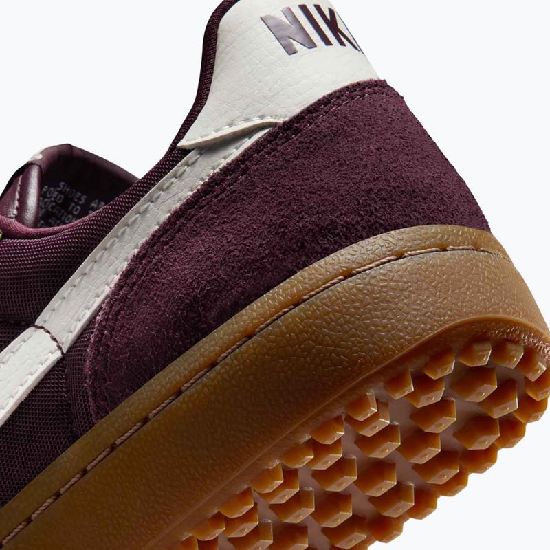 Dámske topánky Nike Field General burgundy crush/gum dark brown/sail 9