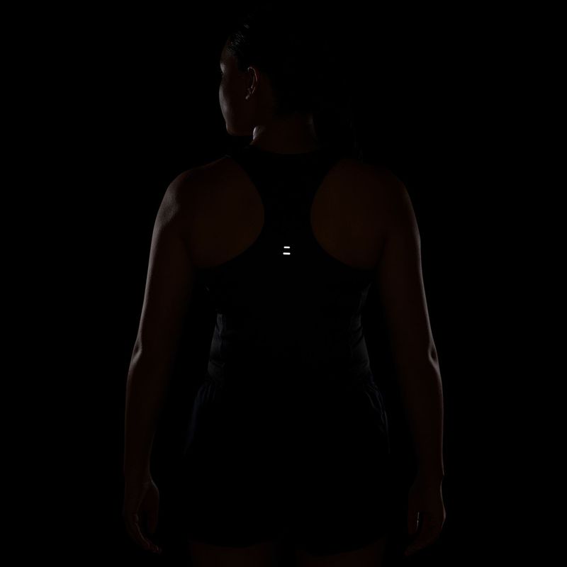 Dámske bežecké tričko Nike Swoosh Run Dri-Fit black/white 4