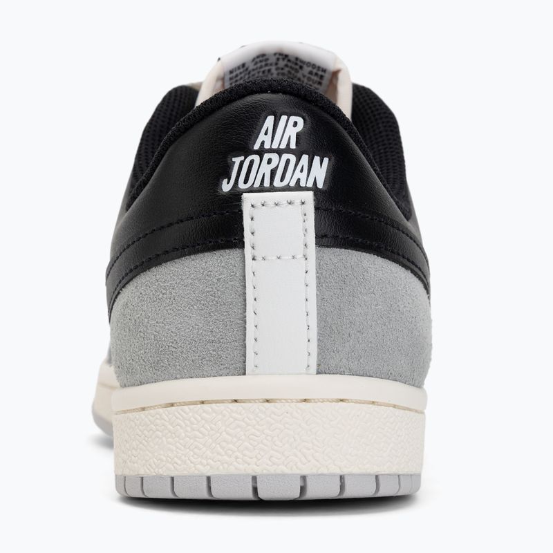 Pánske topánky Nike Air Jordan Skyline Low summit white/light smoke grey/black 6