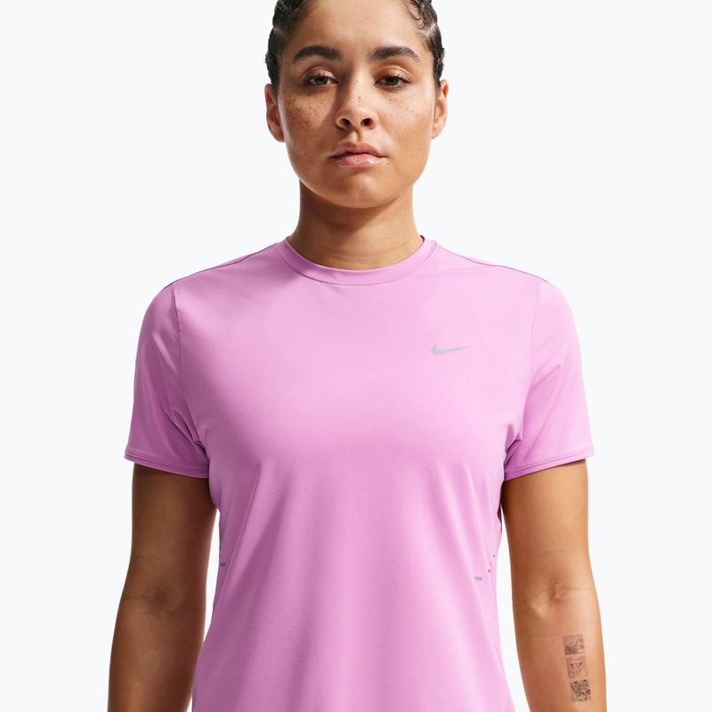 Dámske bežecké tričko Nike Swift Dri-Fit light magenta 4