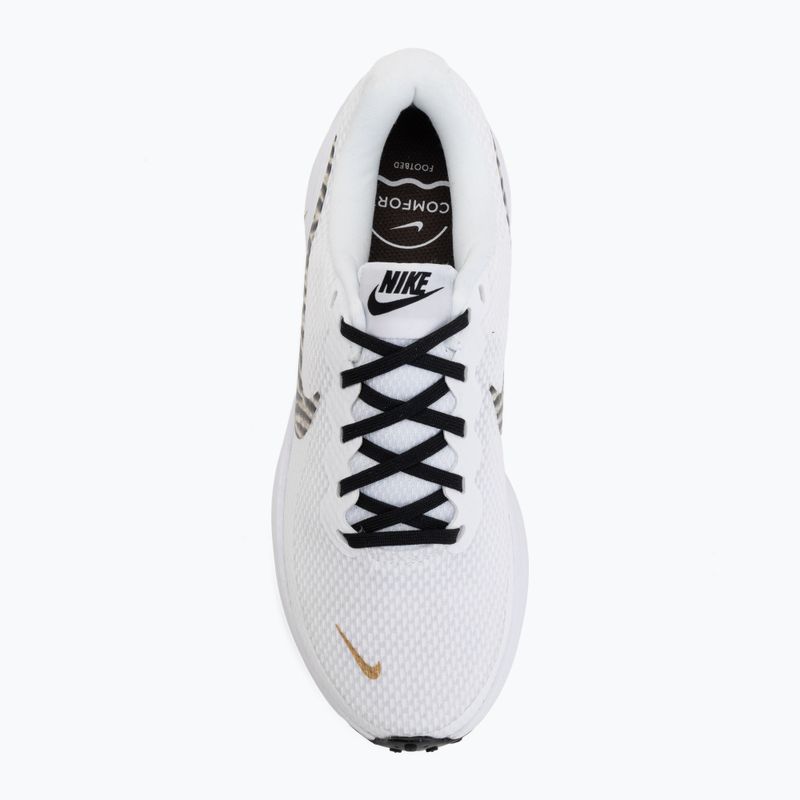 Dámske bežecké topánky Nike Revolution 8 white/metallic gold/black 5