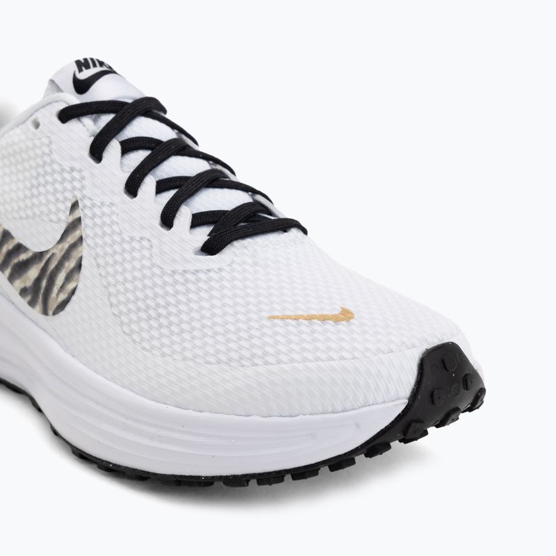 Dámske bežecké topánky Nike Revolution 8 white/metallic gold/black 7