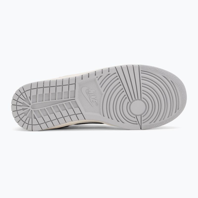 Buty damskie  Nike Air Jordan Skyline Low summit white/light smoke grey/sail/black 4