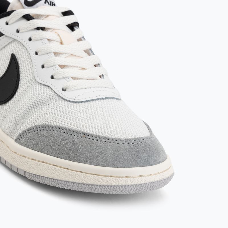 Dámske topánky Air Jordan Skyline Low summit white/light smoke grey/sail/black 7
