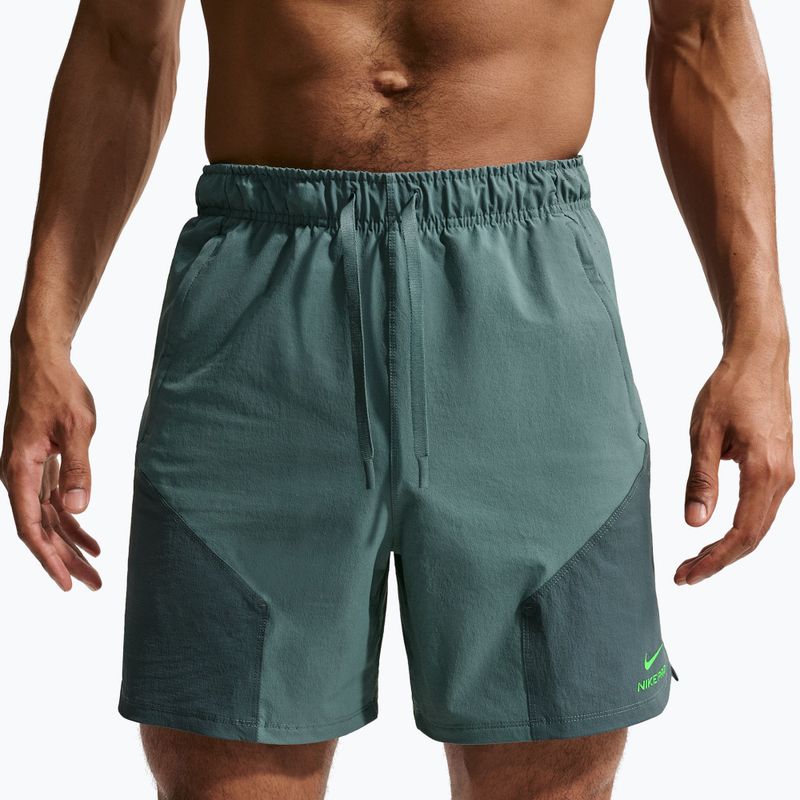 Pánske šortky Nike Pro Training Dri-Fit 6" mineral slate/faded spruce/green strike 4